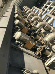 化工泵使用現（xiàn）場